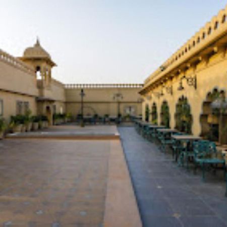 Laxminarayan Club & Resort Vadodara Dış mekan fotoğraf